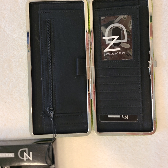 Wallet - Picture 2 of 3